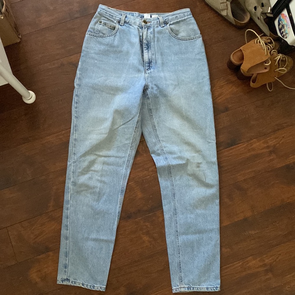 VINTAGE MOM JEANS